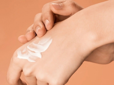 Les crèmes de massage anti-douleur de chez Marie sans Jeanne à base de CBD